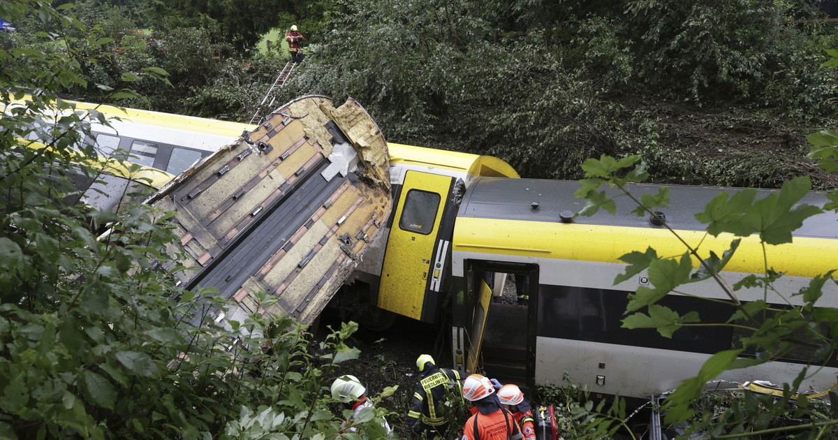 bilancio da incubo per l incidente del treno in germania la terribile ipotesi sul disastro