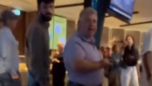 Aggressione choc in autogrill contro famiglia di ebrei. “Razzisti antisemiti” | VIDEO