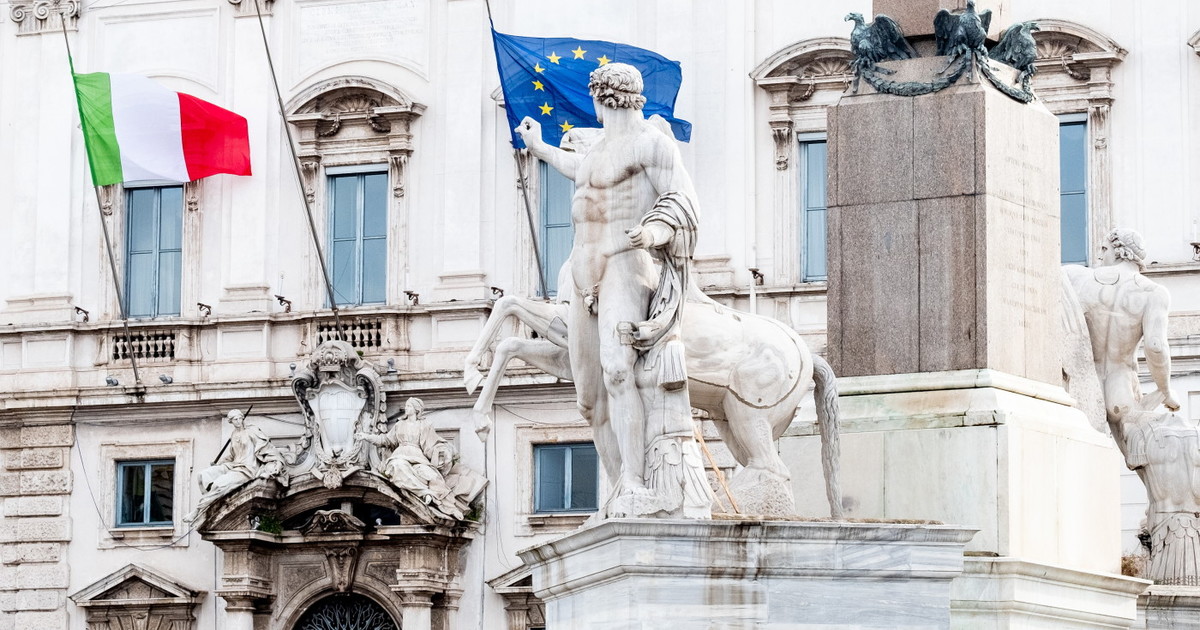 "Incostituzionale", la Consulta cancella il tetto di 240mila euro a toghe e pubblico