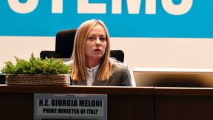 Meloni: dazi sostenibili, ora battersi su esenzioni. E il governo lavora sugli aiuti