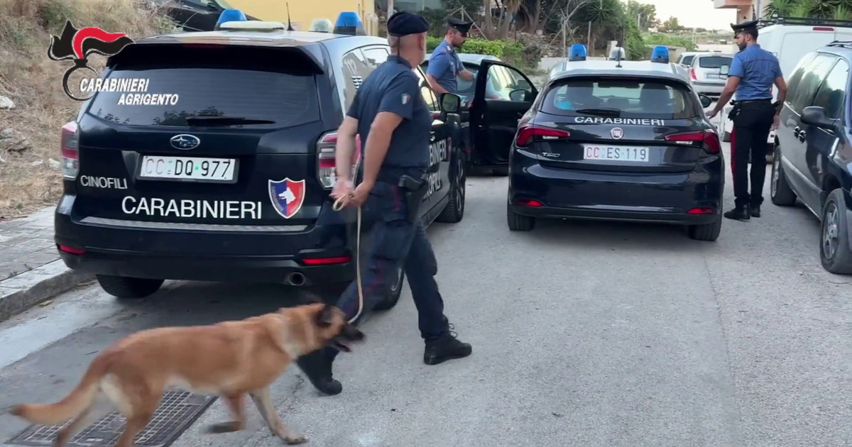 Giovane accoltellato in rissa nell'Agrigentino, in 9 ai domiciliari