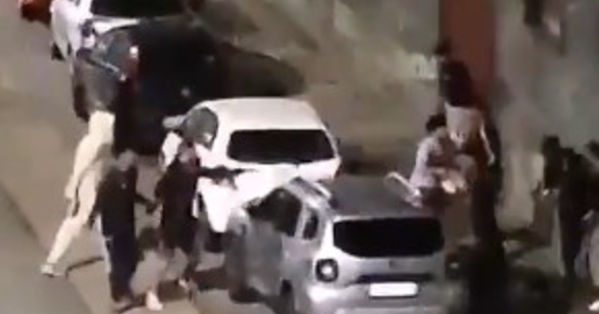Torino, un altro omicidio nel quartiere in mano agli stranieri: pusher fuori controllo | VIDEO Torino, un altro omicidio nel quartiere in mano agli stranieri: pusher fuori controllo | VIDEO