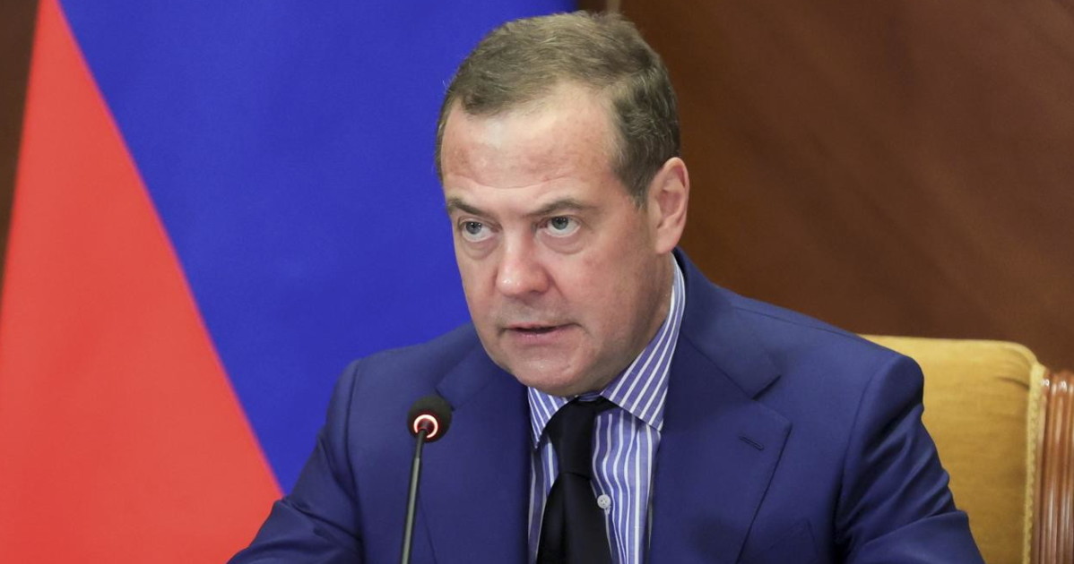 se reagisce cos236 abbiamo ragione medvedev provoca trump