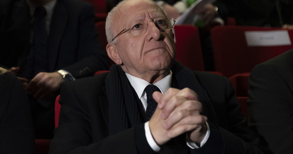 La rivoluzione della sanità sotto attacco: De Luca insulta Campitiello, ma a parlare è il suo lavoro La rivoluzione della sanità sotto attacco: De Luca insulta Campitiello, ma a parlare è il suo lavoro
