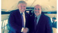 Trump, Friedman e la foto che imbarazza il giornalista: "Questo deficiente..."