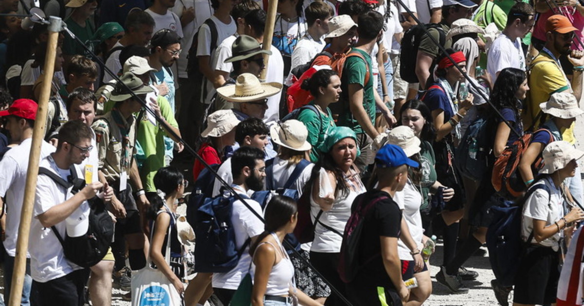 Via al Giubileo dei giovani: mezzo milione di Papaboys da Leone