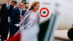Meloni replica ai vescovi: Subdoli sono altri comportamenti. l'affondo sui migranti