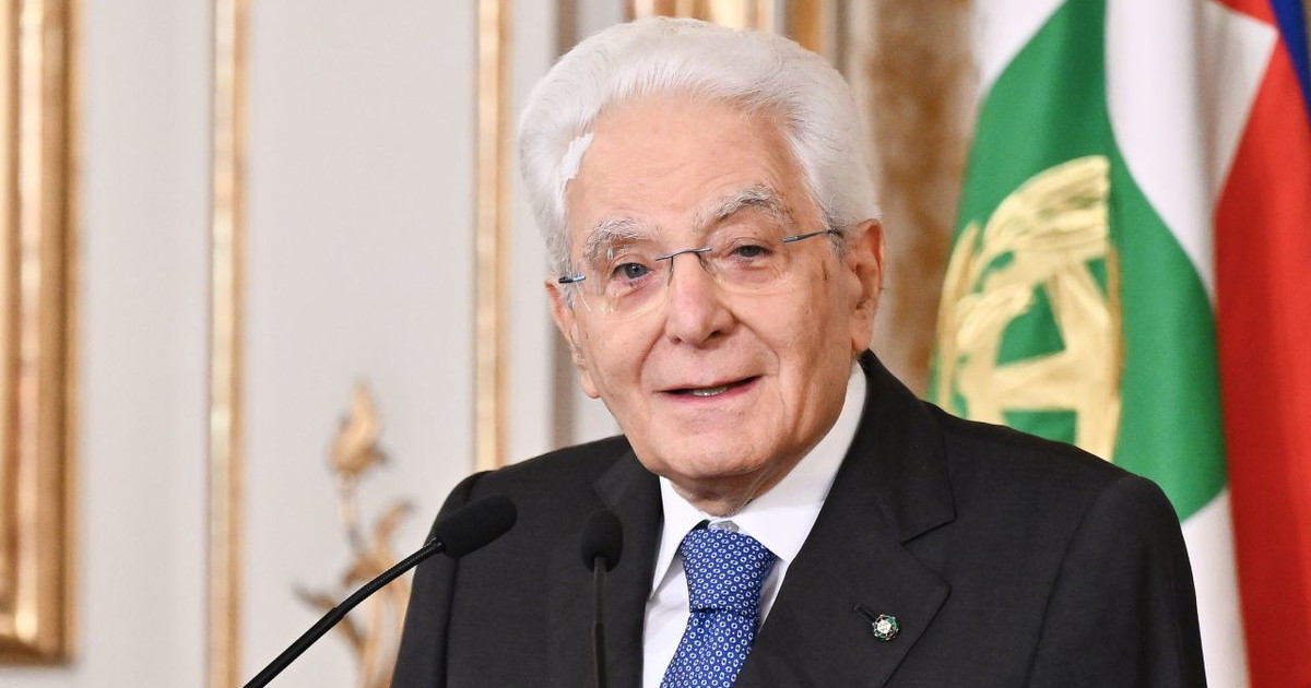 Mattarella “Strage Bologna segno indelebile di disumanità neofascista”