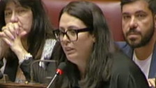Fango, la grillina che ha portato Hijazi ribalta i fatti e ci attacca ancora