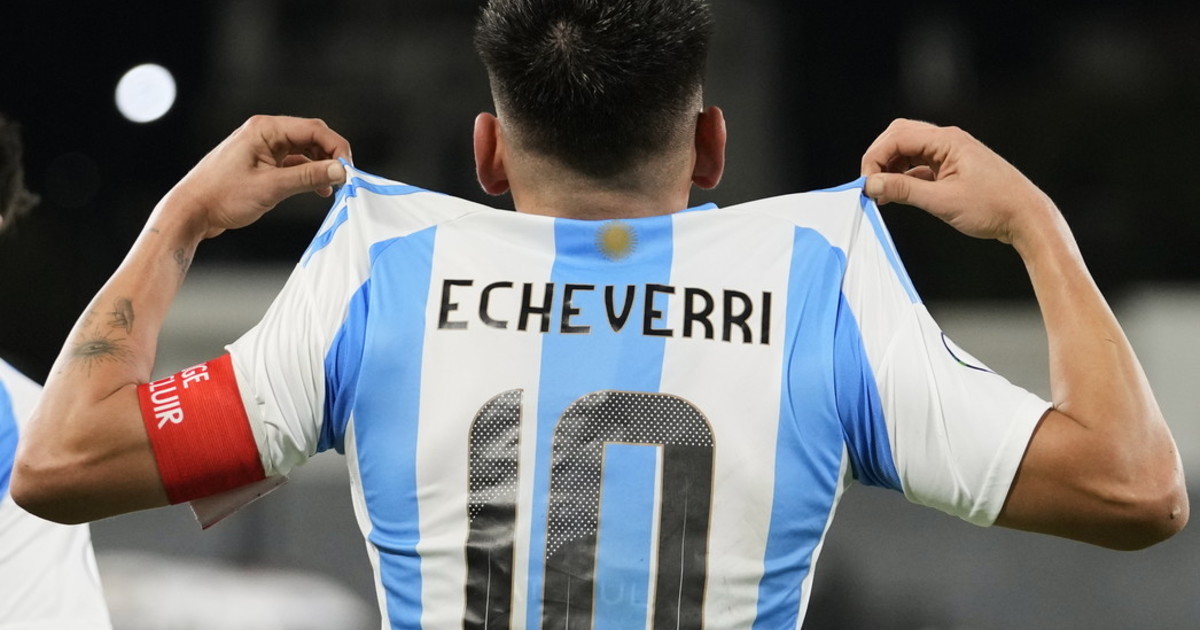 Echeverri dice sì e spinge per il trasferimento. Dovbyk in bilico Echeverri dice sì e spinge per il trasferimento. Dovbyk in bilico