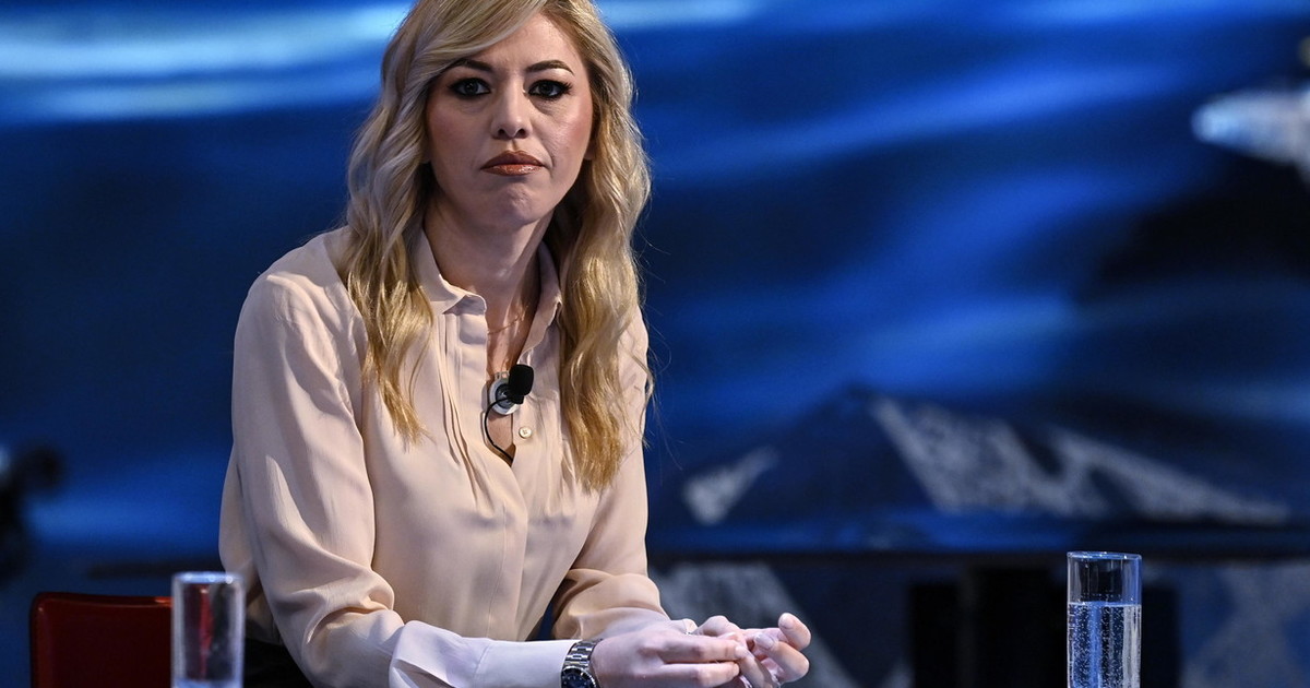 Bufera su Report: Ranucci indagato e nel mirino di Forza Italia per l Bufera su Report: Ranucci indagato e nel mirino di Forza Italia per l
