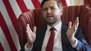 Vance gela Putin e Zelensky: l'accordo sulla guerra non farà felici né Mosca né Kiev