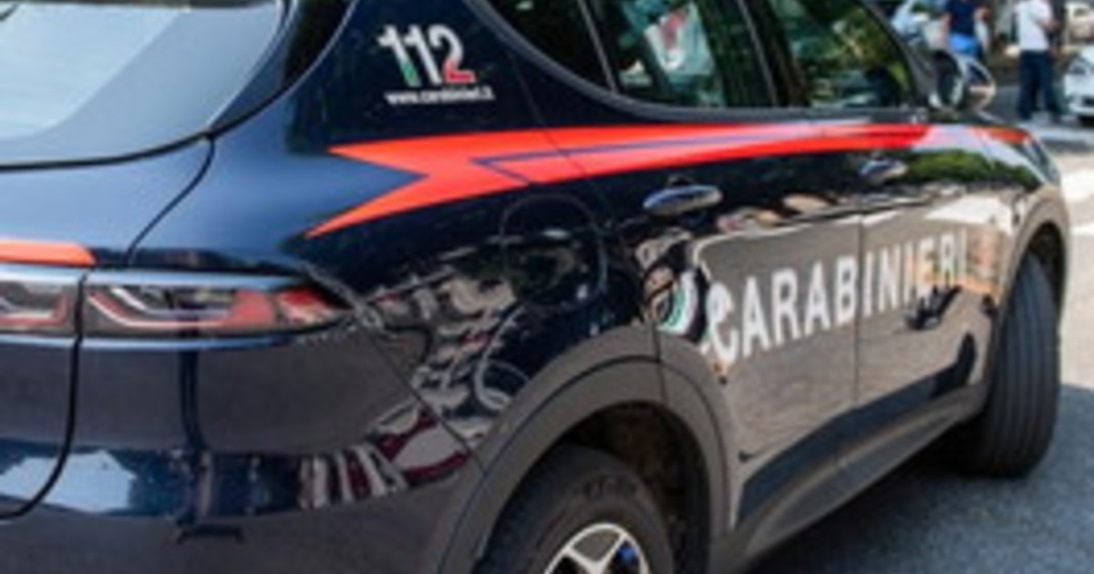 gli occupano casa mentre 232 in vacanza ma grazie al decreto sicurezza rischiano l arresto