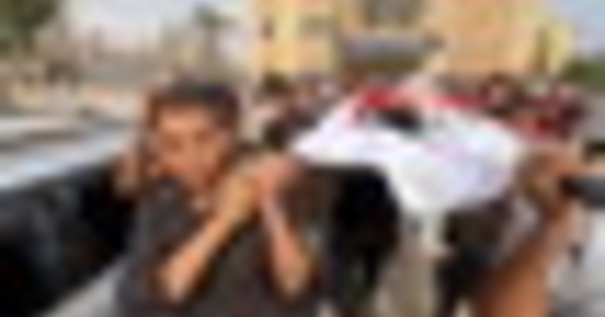 A Gaza si piangono i morti dopo ultimi attacchi: 89 uccisi in 24 ore