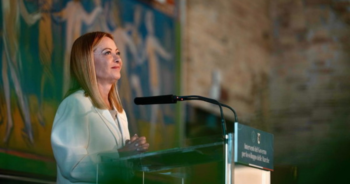 Turismo, Meloni inchioda Schlein con i numeri: "Chi ama l'Italia non la scredita"