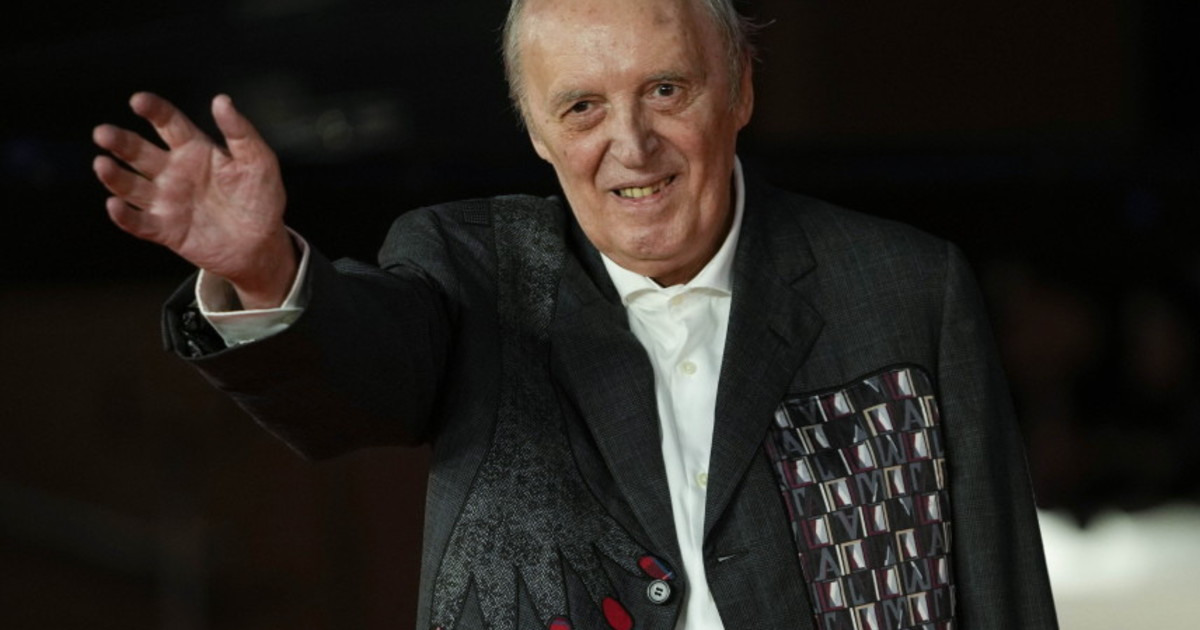 Malore in vacanza e ricovero: ansia per Dario Argento