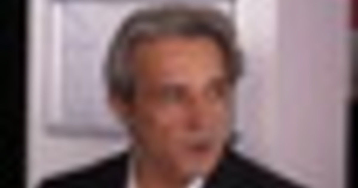 Flavio Insinna: memoria per non far "morire" i grandi come Baudo