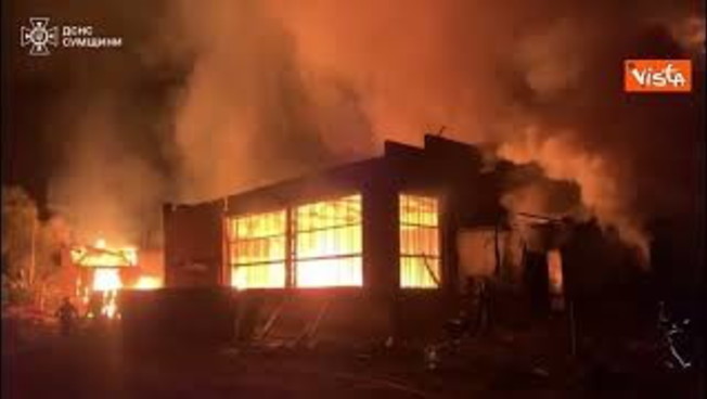 guerra ucraina droni russi colpiscono regione di odessa in fiamme impianto produzione carburanti