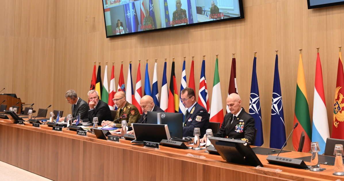 Riunione Nato su sicurezza Ucraina. La Russia frena: "Inutile senza di noi"