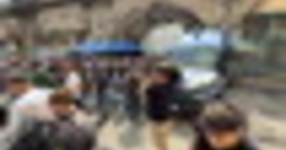 A Milano sgomberato lo storico centro sociale Leoncavallo