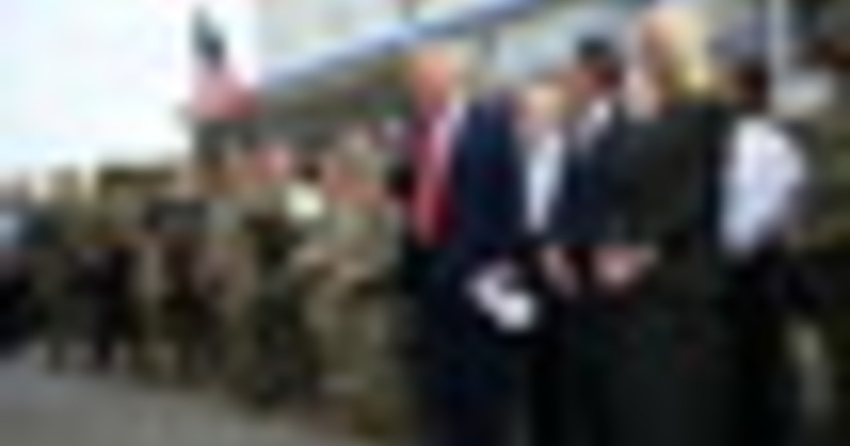 Usa, Trump "sceriffo" di pattuglia con polizia di Washington