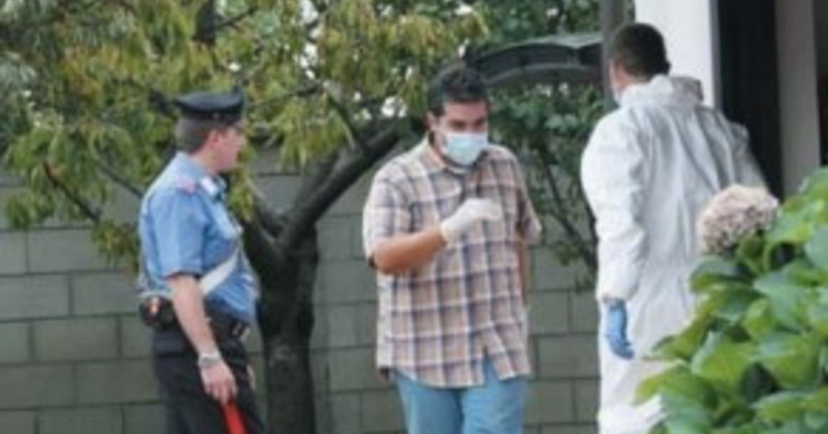garlasco sulla scena del crimine spunta un dna femminile nel cassetto dal 2007