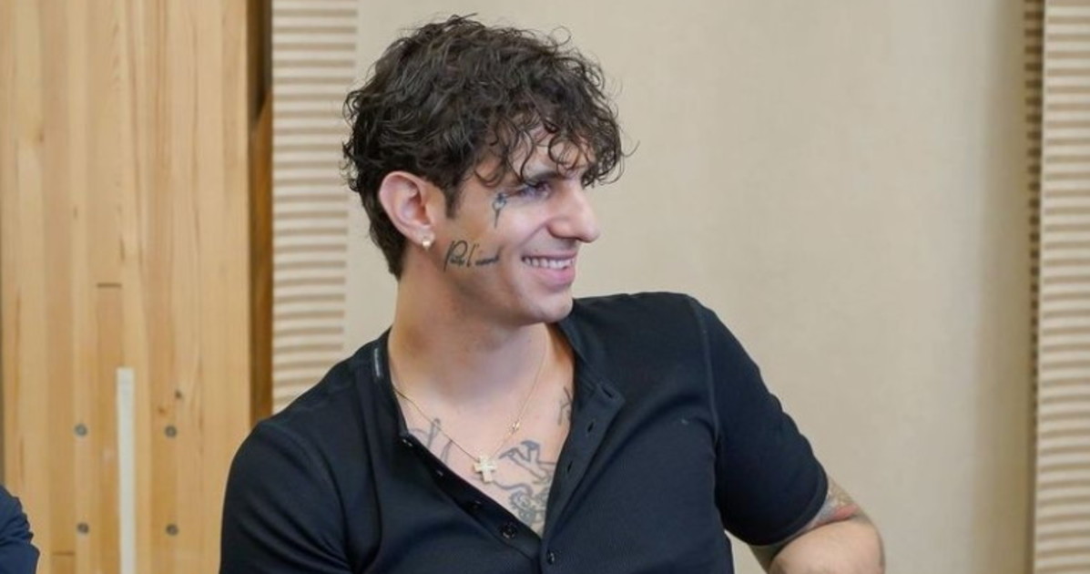 Achille Lauro spopola a Osaka: il live tutto esaurito dopo il grande successo Achille Lauro spopola a Osaka: il live tutto esaurito dopo il grande successo