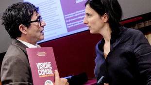 “Così non funziona”. Fratoianni pronto a mollare Schlein? La rosicata sulle regionali e l'ultimatum