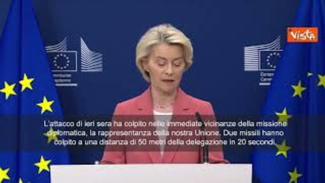 Von der Leyen: "Indignata per gli attacchi russi a Kiev"