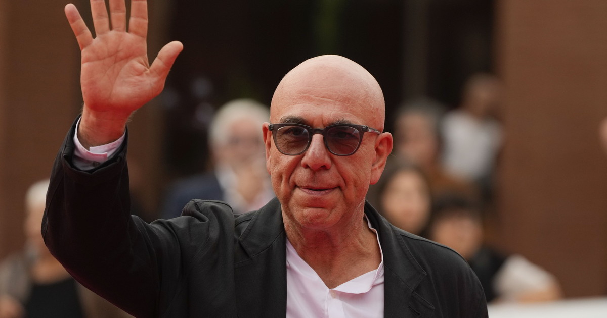 Virzì boccia la “sciocca” protesta pro Pal a Venezia: si sfalda la contestazione Virzì boccia la “sciocca” protesta pro Pal a Venezia: si sfalda la contestazione