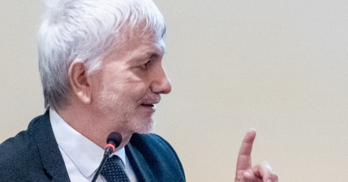 Regionali Puglia, Bonelli ora blinda Vendola ma fu lui a farlo fuori Regionali Puglia, Bonelli ora blinda Vendola ma fu lui a farlo fuori