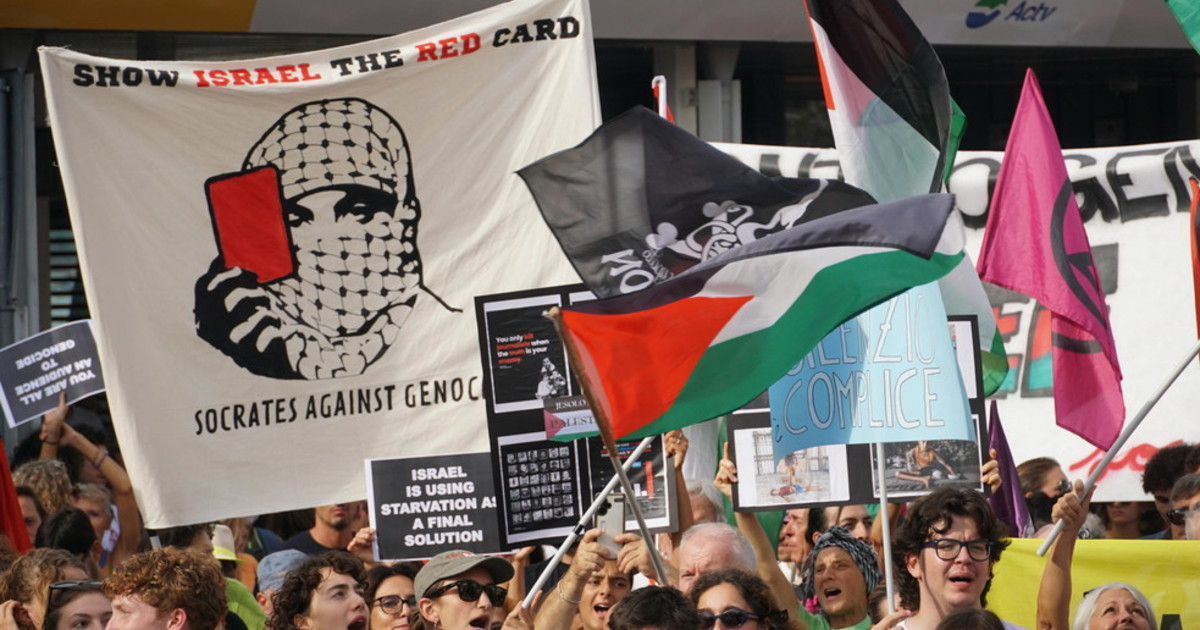 In piazza contro Israele e muta sulle violenze dei migranti. Arditti affossa la sinistra In piazza contro Israele e muta sulle violenze dei migranti. Arditti affossa la sinistra