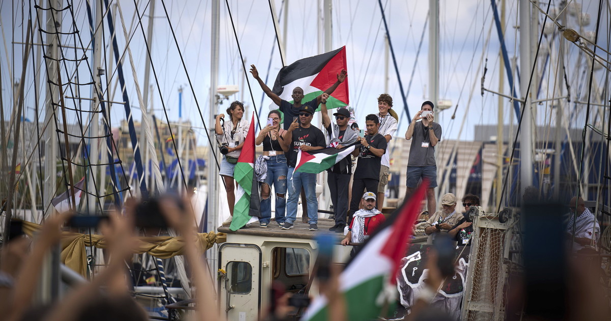 Sumud Flotilla, la minaccia dei centri sociali del Nordest: "Blocchiamo il porto di Venezia"
