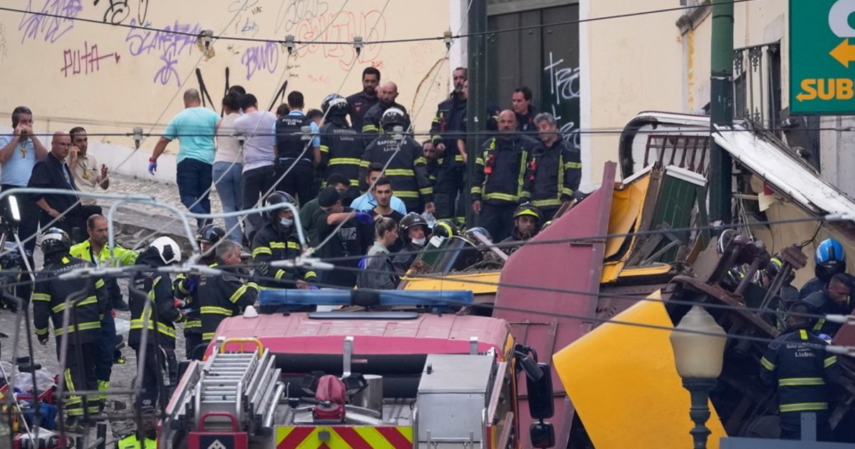 Strage sulla funicolare a Lisbona, i sindacati accusano: "Tragico effetto dei tagli” Strage sulla funicolare a Lisbona, i sindacati accusano: "Tragico effetto dei tagli”