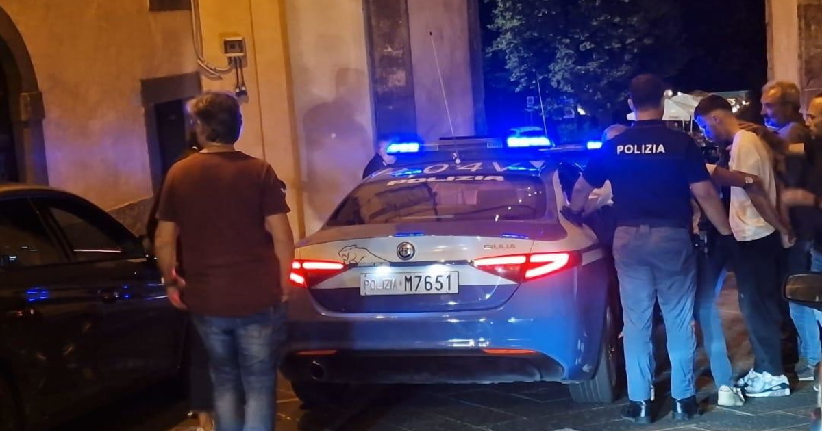 Blitz della polizia in un B&B a Montefiascone: fermati altri cinque turchi Blitz della polizia in un B&B a Montefiascone: fermati altri cinque turchi