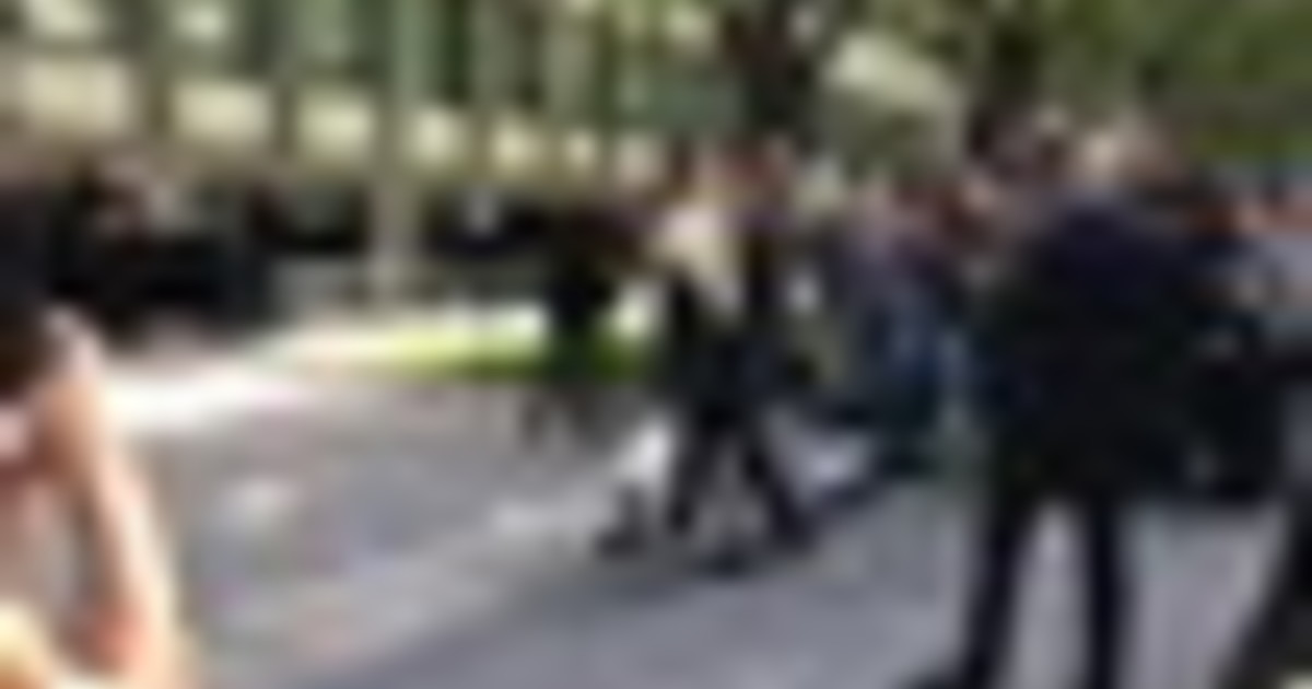 Donatella Versace alla camera ardente di Giorgio Armani