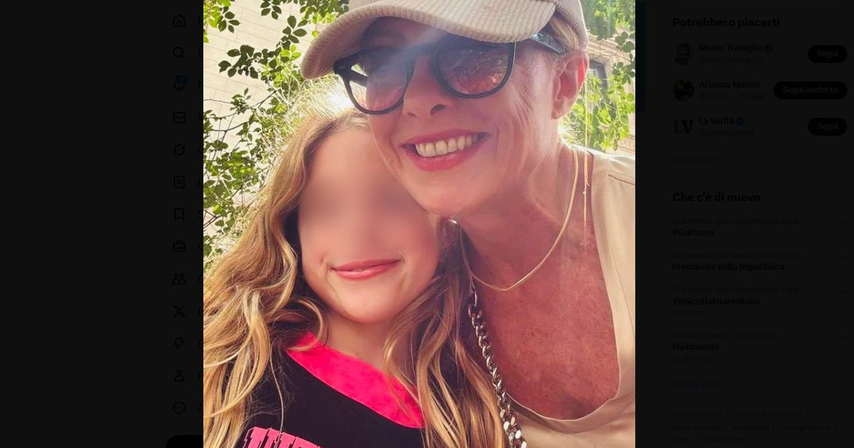 Meloni fulmina Italia Viva: "Rivendico il diritto di essere madre". Le bufale sul viaggio negli Usa Meloni fulmina Italia Viva: "Rivendico il diritto di essere madre". Le bufale sul viaggio negli Usa