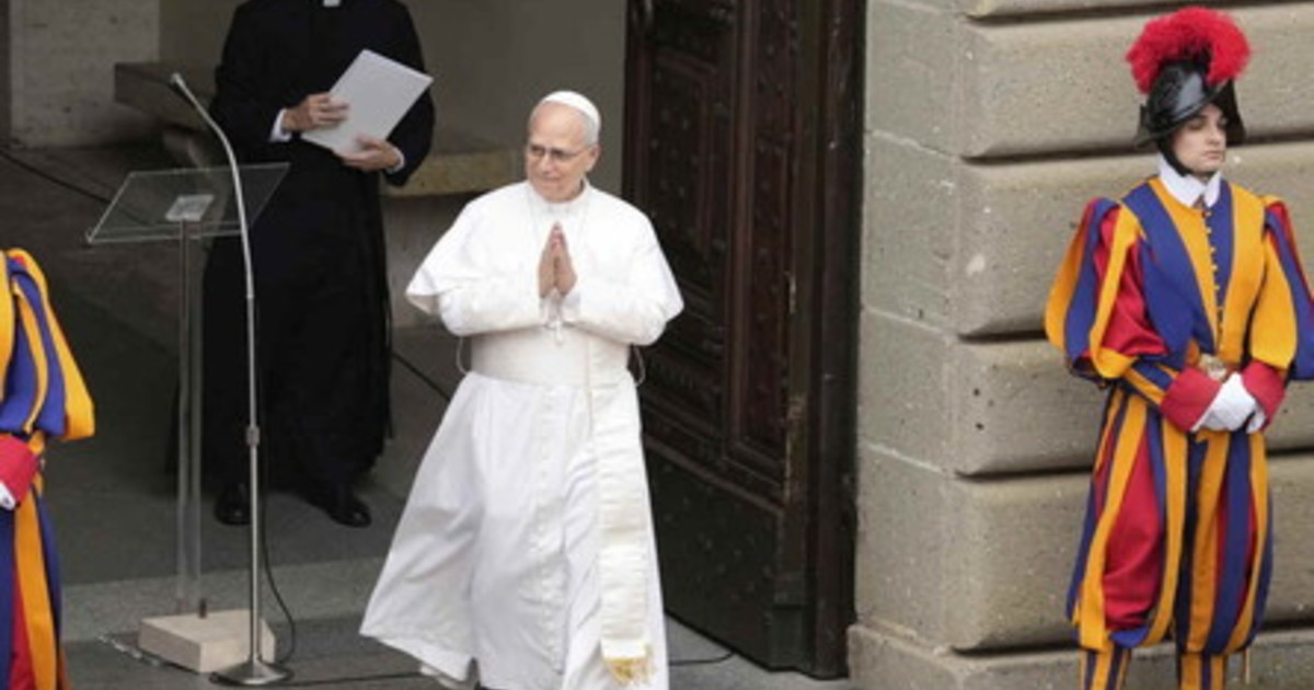leone spiazza tutti notte a castel gandolfo le voci in vaticano sulla fuga 160lampo
