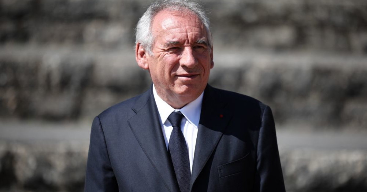 Francia, dimissioni Bayrou in mezzo al totonomi per la successione