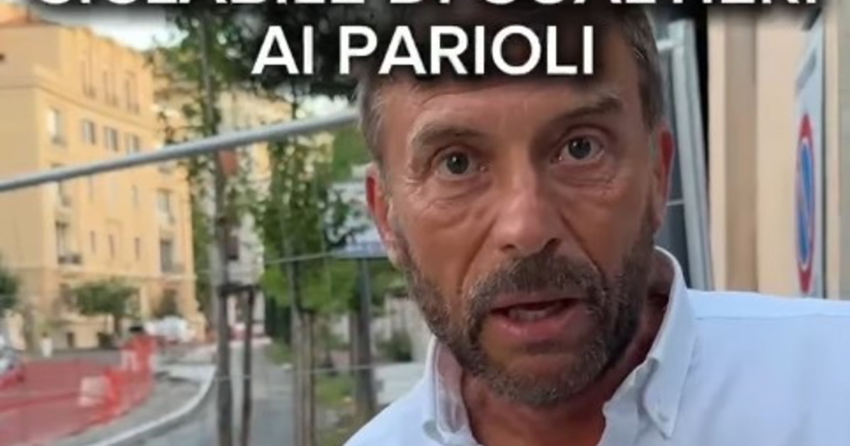 Folle pista ciclabile ai Parioli, la denuncia di Giannini: “Uno scempio, tolgono parcheggi e aumentano il traffico” Folle pista ciclabile ai Parioli, la denuncia di Giannini: “Uno scempio, tolgono parcheggi e aumentano il traffico”