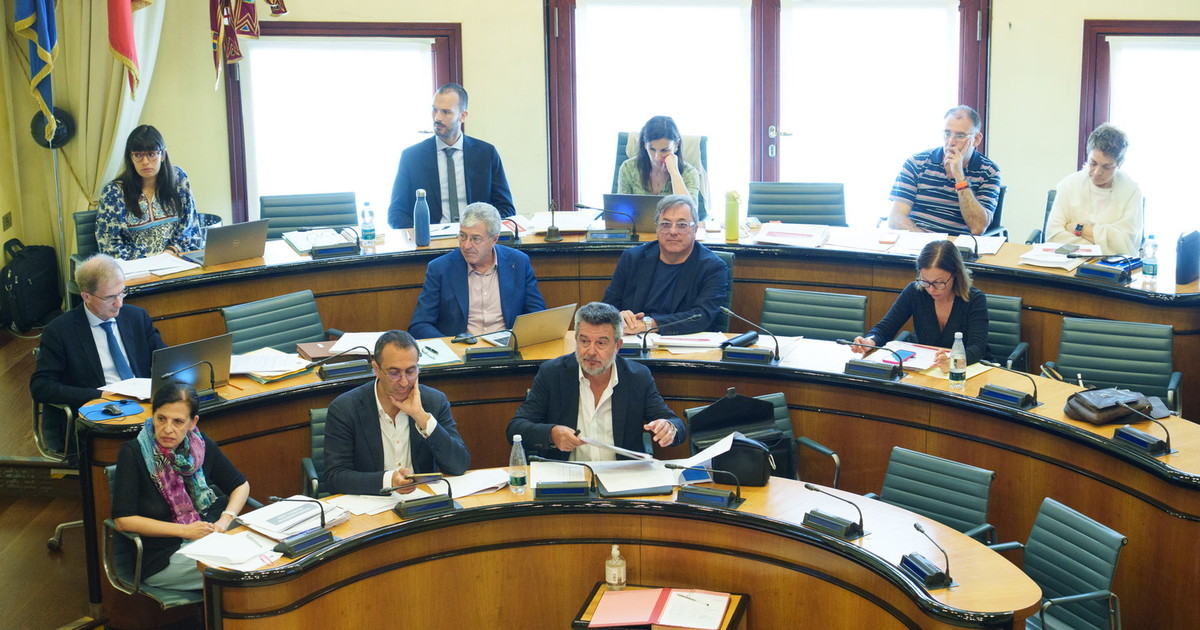 Comunicato Stampa: CRV Illustrato il ddl su autorizzazione all Comunicato Stampa: CRV Illustrato il ddl su autorizzazione all