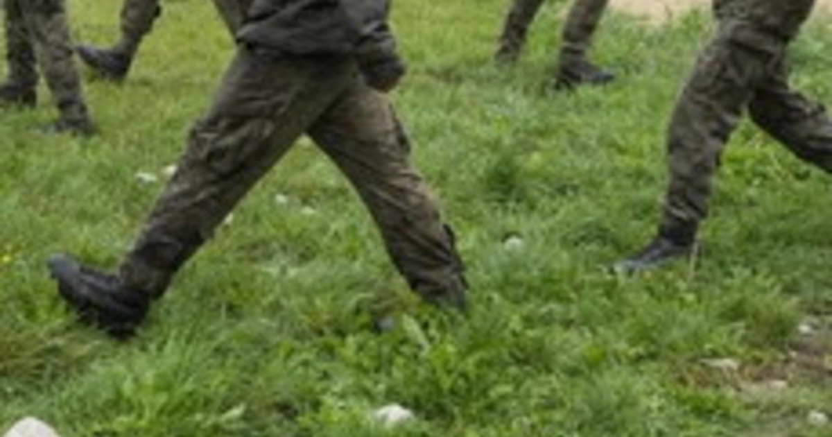 Polonia, schierati 40mila soldati al confine. Sale la tensione con Russia e Bielorussia