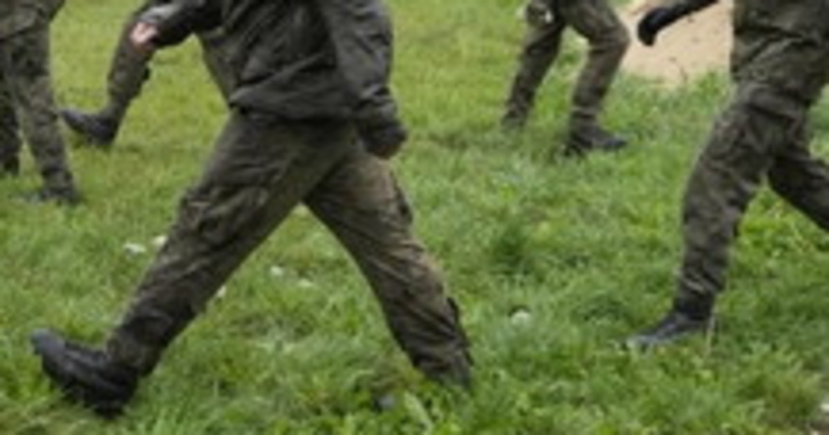 Polonia, schierati 40mila soldati al confine. Sale la tensione con Russia e Bielorussia