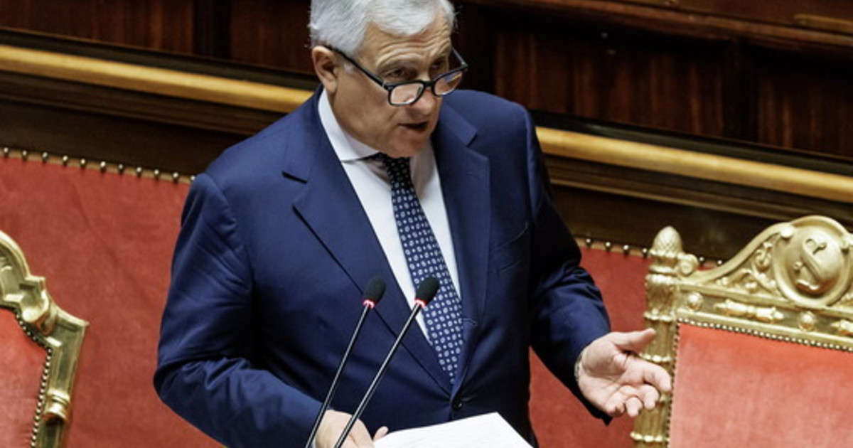 "Mi auguro che smentisca. Linguaggio violento": così Tajani inchioda Conte
