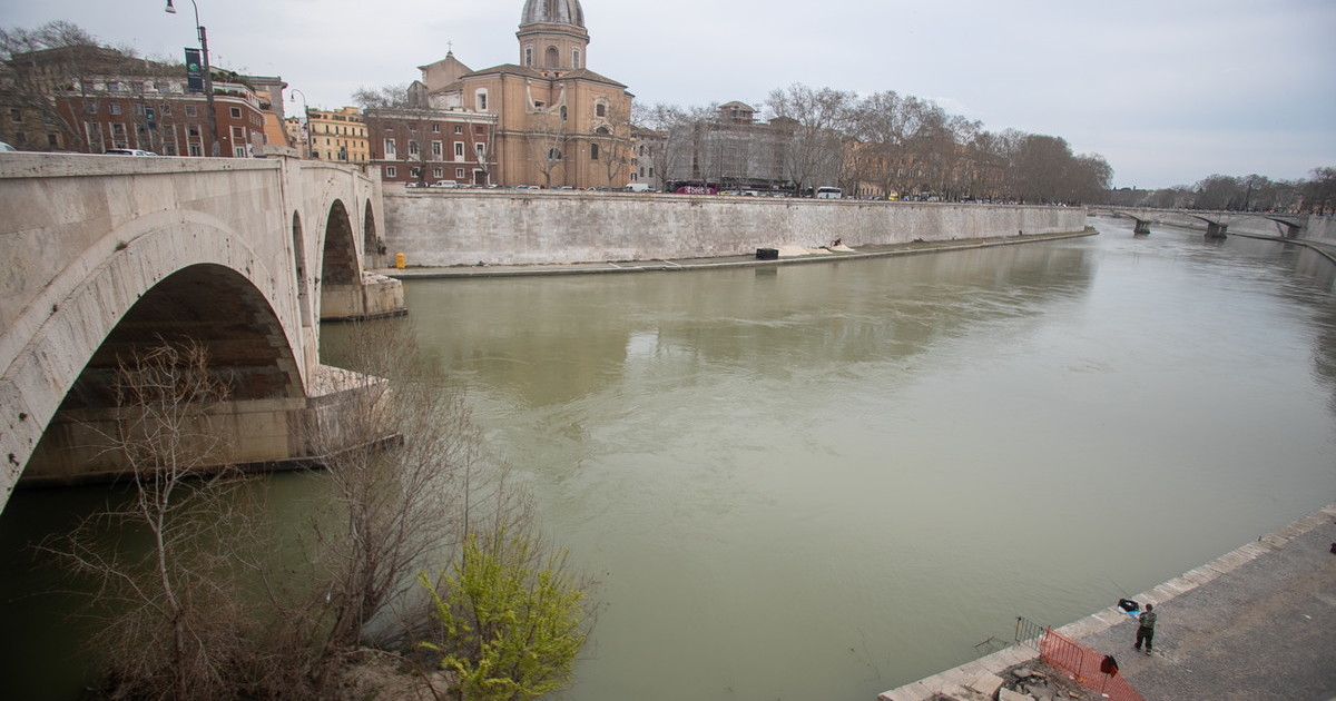 Tevere balneabile? L'ironia dei giornali esteri e quel paragone con il Gange