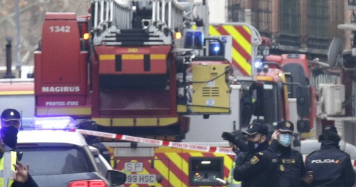 esplosione a madrid confermata l ipotesi di una fuga di gas ci sono almeno 25 feriti