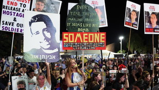 Hamas sposta gli ostaggi in superficie. Scudi umani per l'offensiva a Gaza