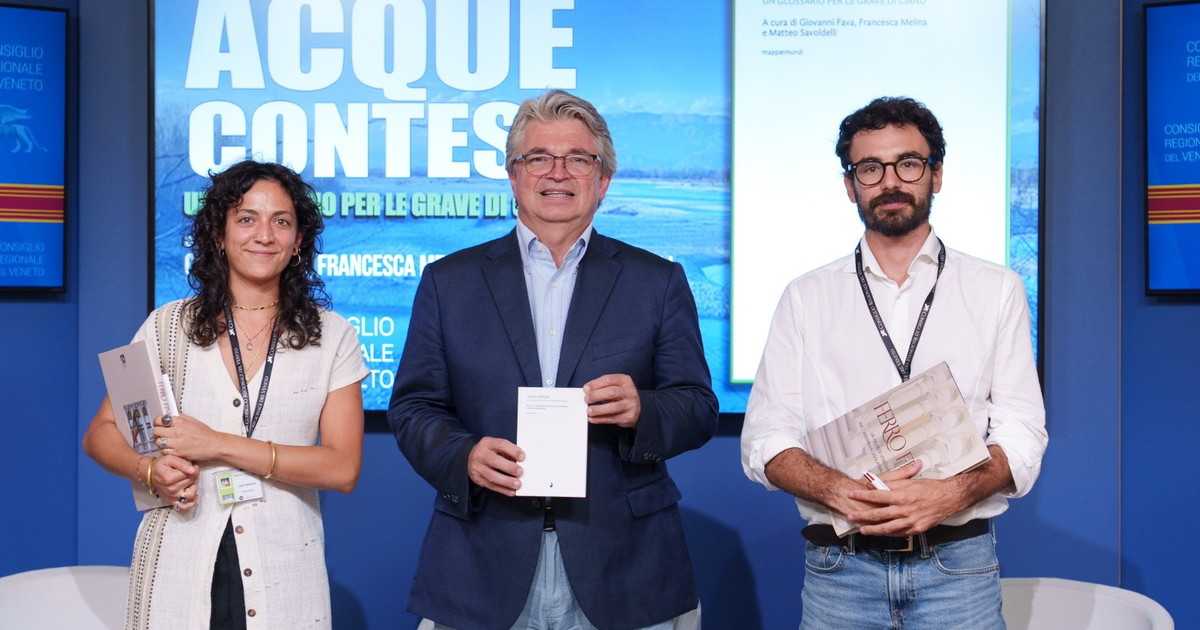 Comunicato Stampa: Presentato il libro Comunicato Stampa: Presentato il libro