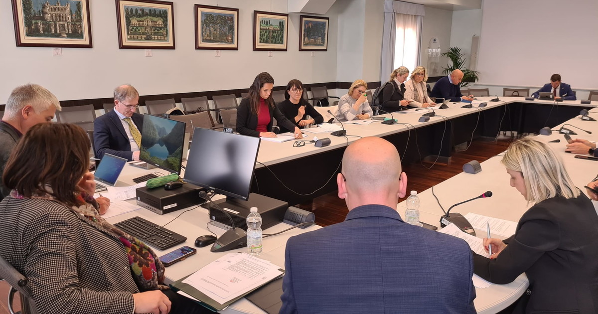 Comunicato Stampa: CRV   Approvati pareri su gestione del patrimonio di unità sanitarie locali e di aziende ospedaliere