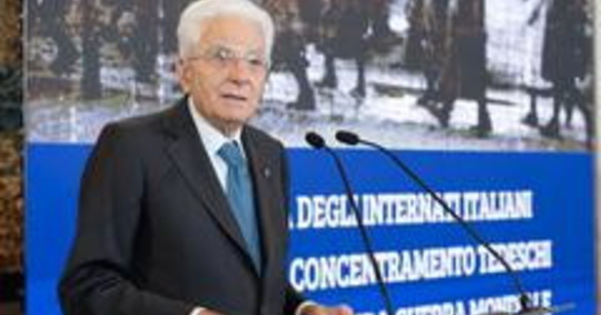 Mattarella: "Patrioti i militari che si opposero a Salò" Mattarella: "Patrioti i militari che si opposero a Salò"